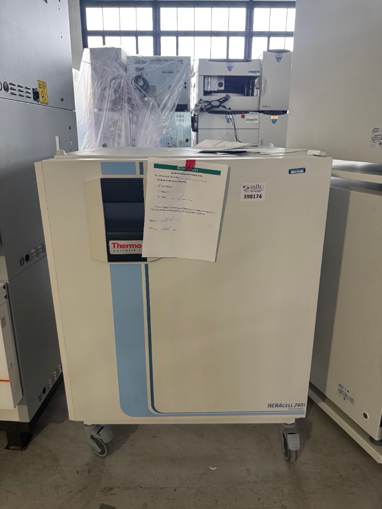 Image of Thermo HERAcell 240i CO2 Incubator